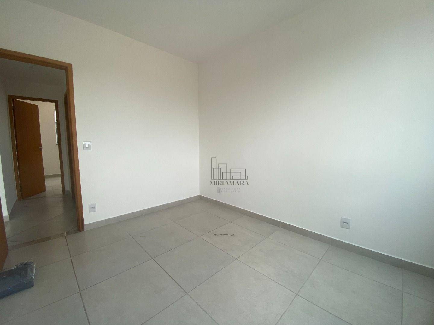 Apartamento à venda com 2 quartos, 56m² - Foto 13