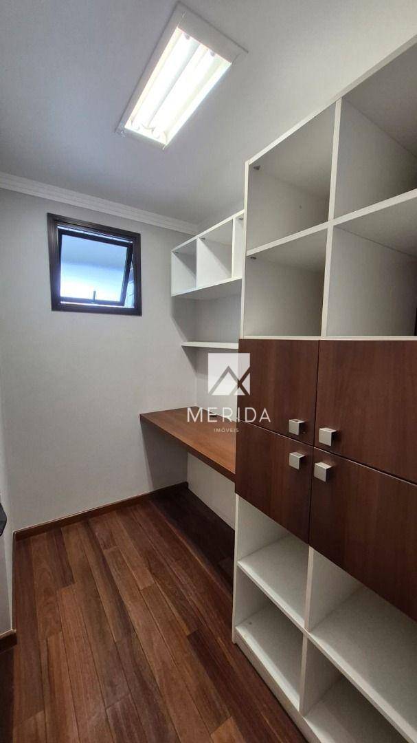 Apartamento para alugar com 3 quartos, 144m² - Foto 29