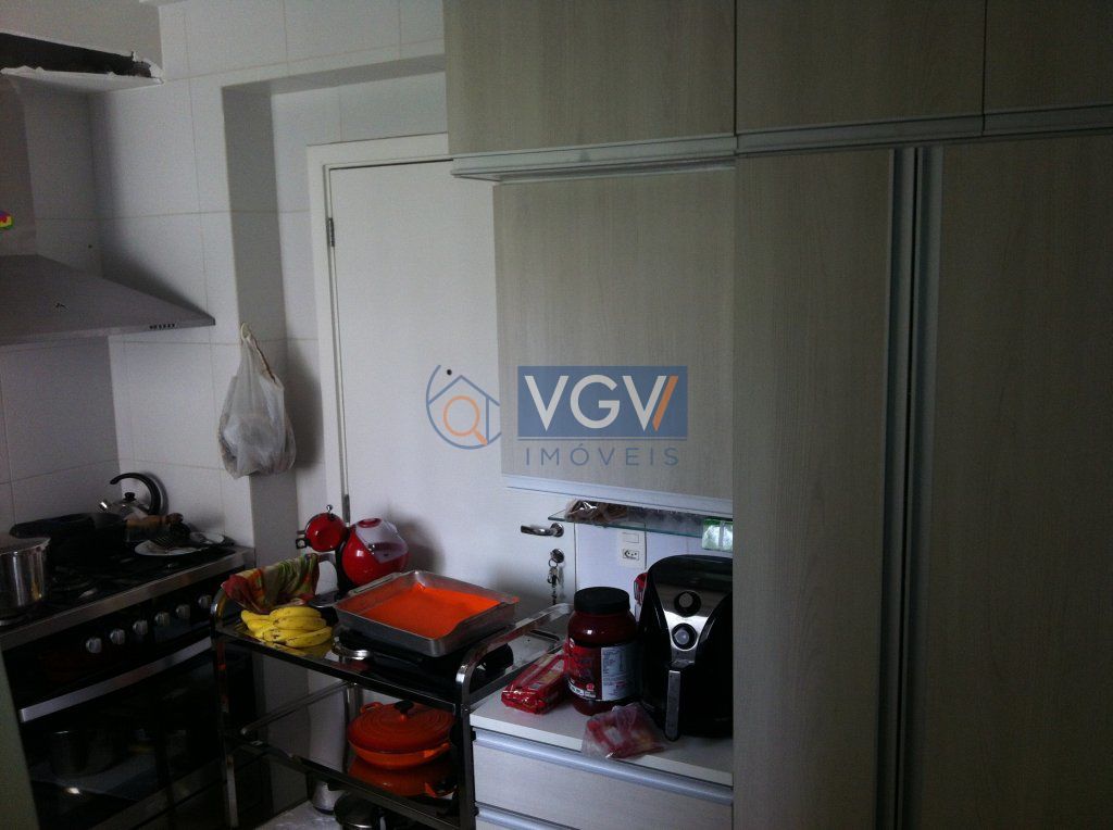 Apartamento à venda com 3 quartos, 117m² - Foto 8