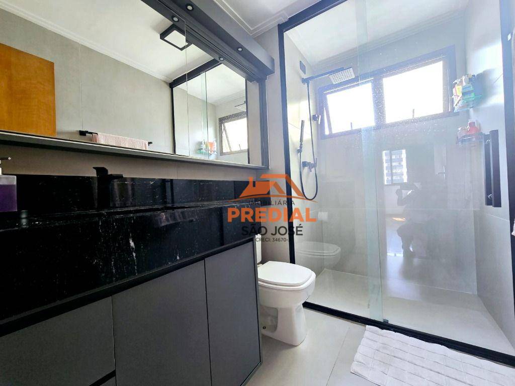 Apartamento à venda com 4 quartos, 144m² - Foto 23