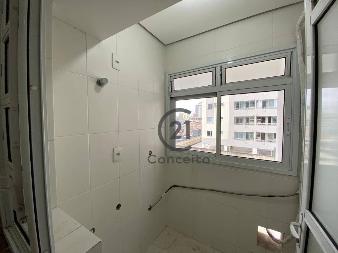 Apartamento à venda com 2 quartos, 63m² - Foto 11