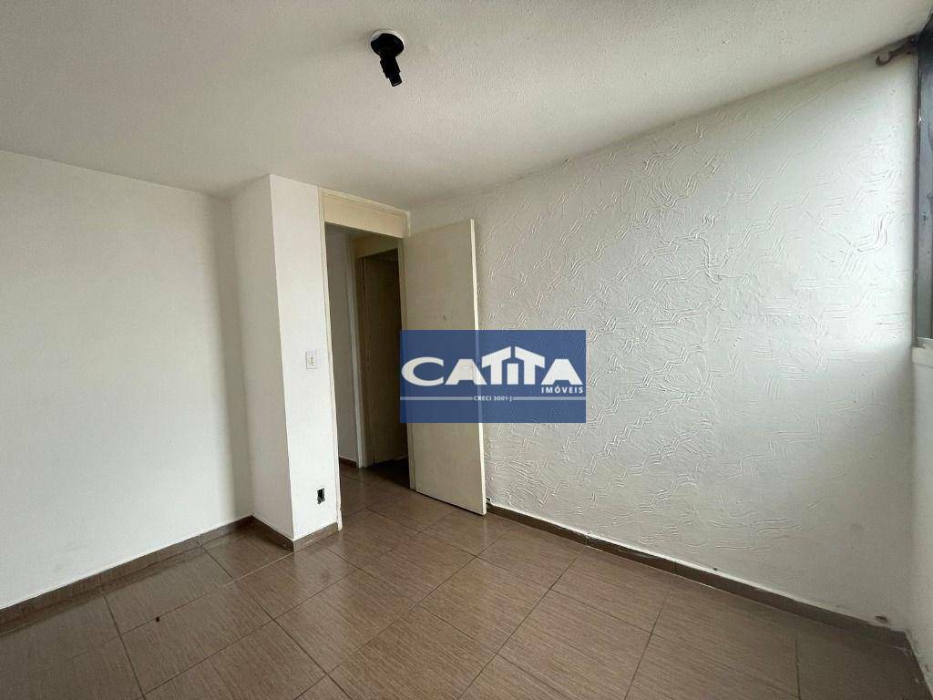 Apartamento para alugar com 2 quartos, 65m² - Foto 12