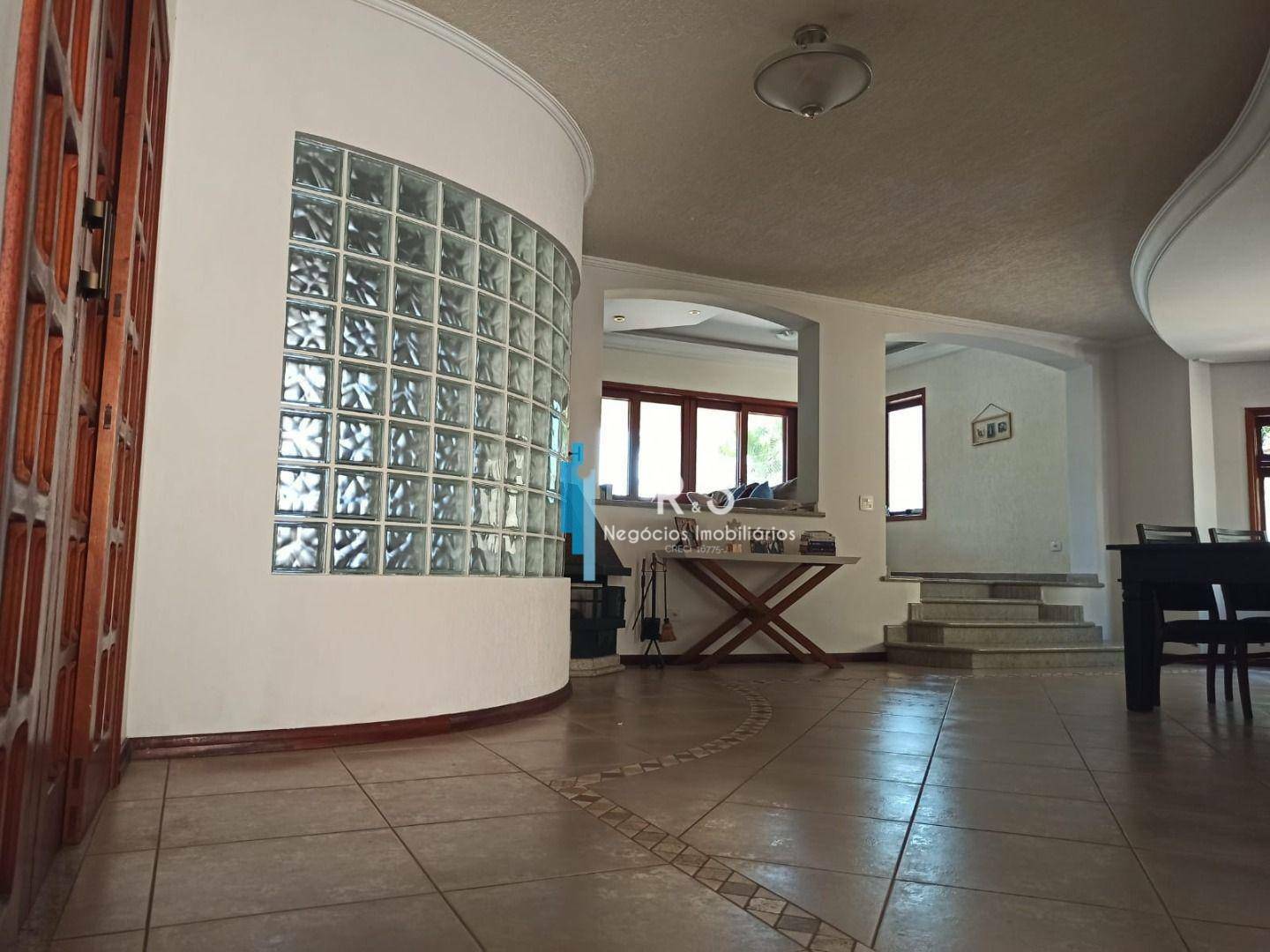 Casa de Condomínio à venda com 4 quartos, 504m² - Foto 1