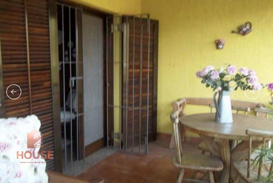 Sobrado, 3 quartos, 335 m² - Foto 2