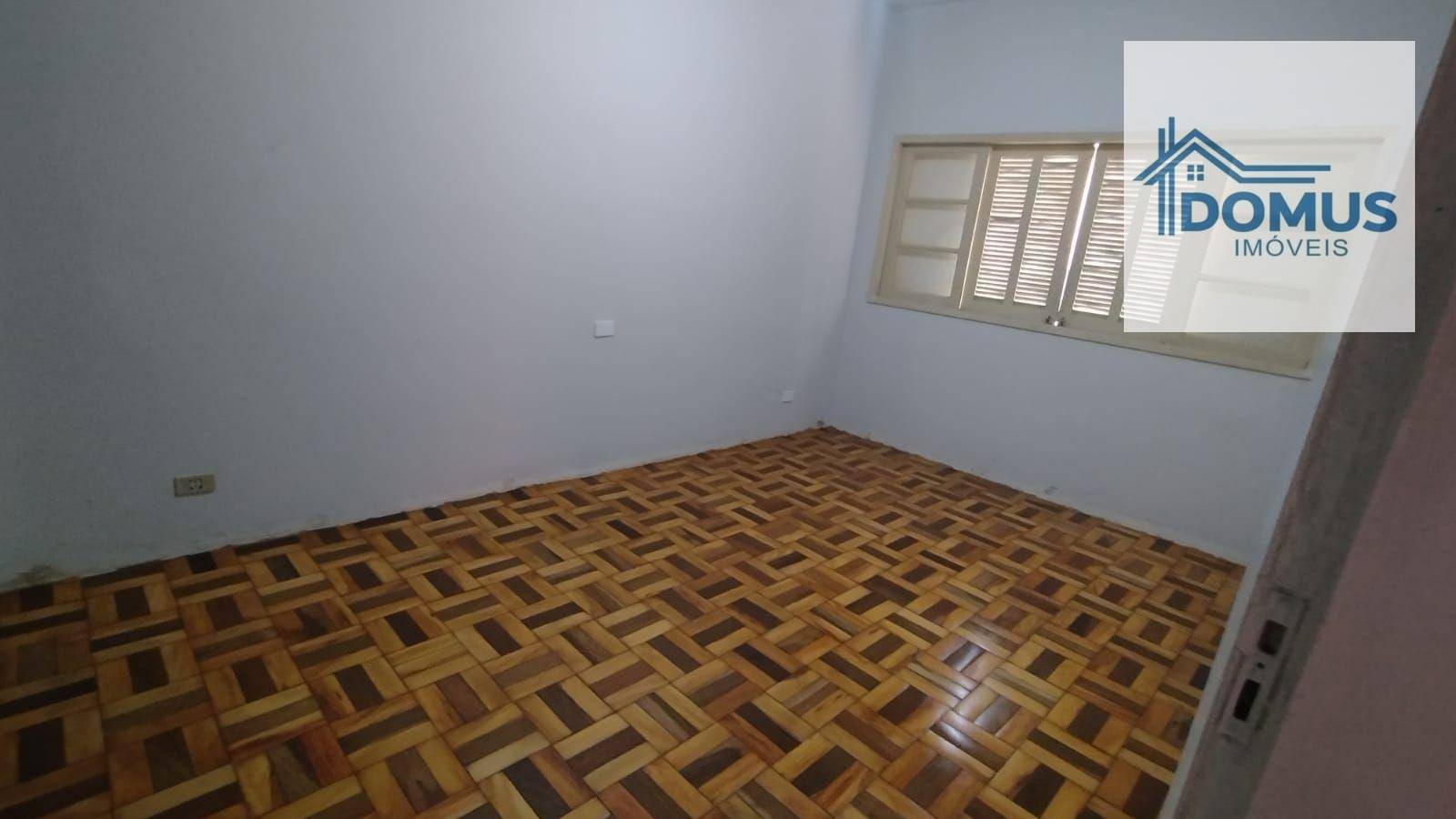 Casa à venda com 3 quartos, 200m² - Foto 20