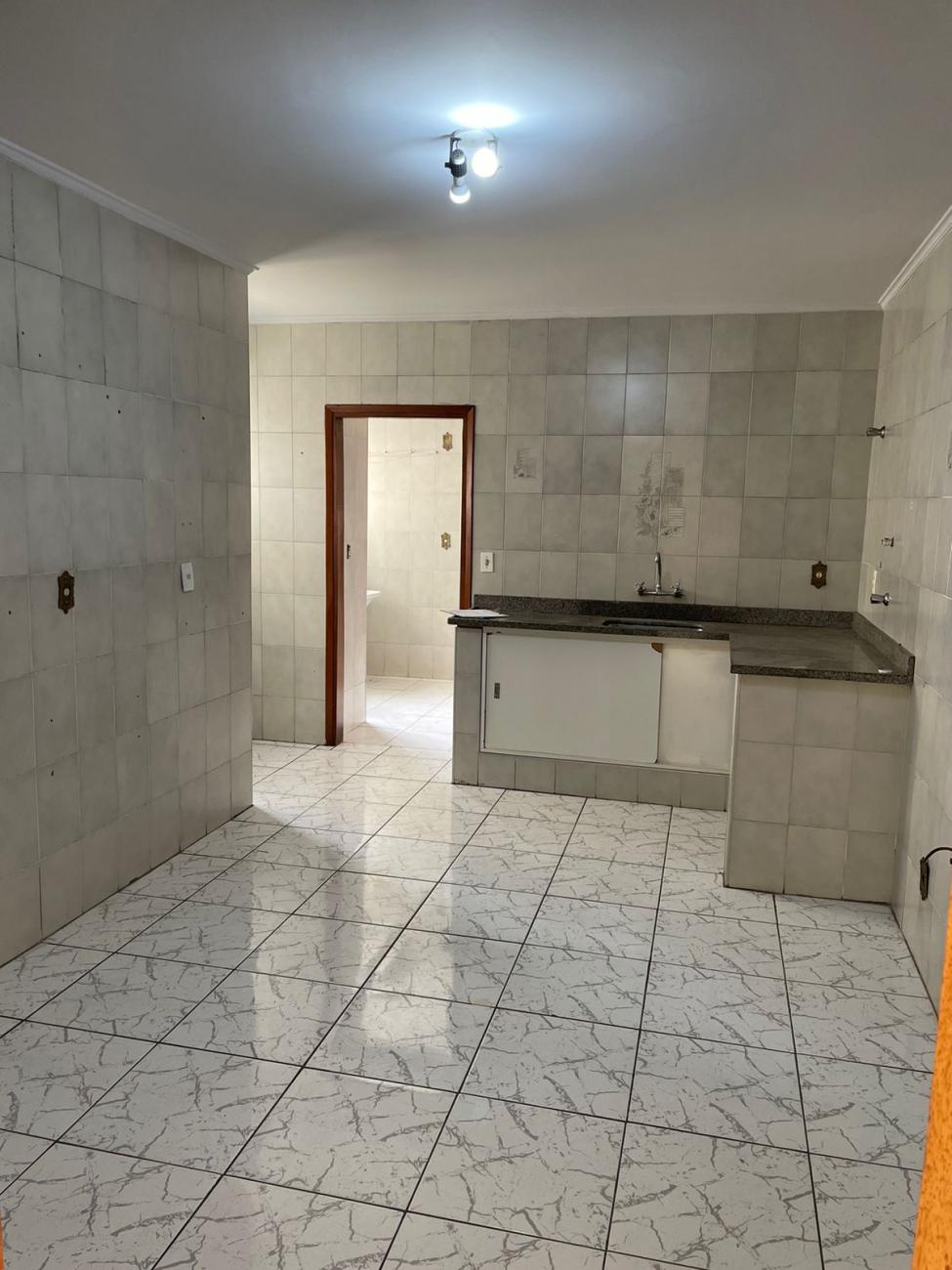 Apartamento para alugar com 3 quartos, 120m² - Foto 10