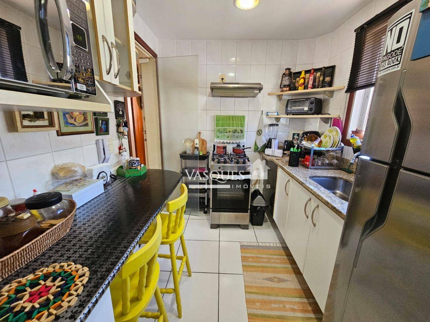 Apartamento à venda com 2 quartos, 62m² - Foto 16