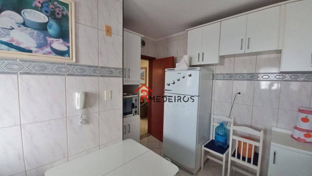 Apartamento à venda com 3 quartos, 100m² - Foto 8