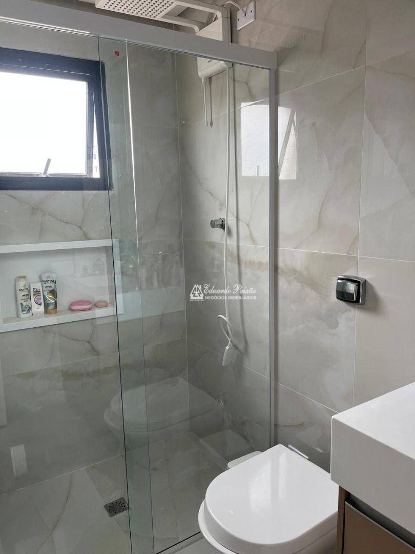 Apartamento à venda com 3 quartos, 95m² - Foto 18