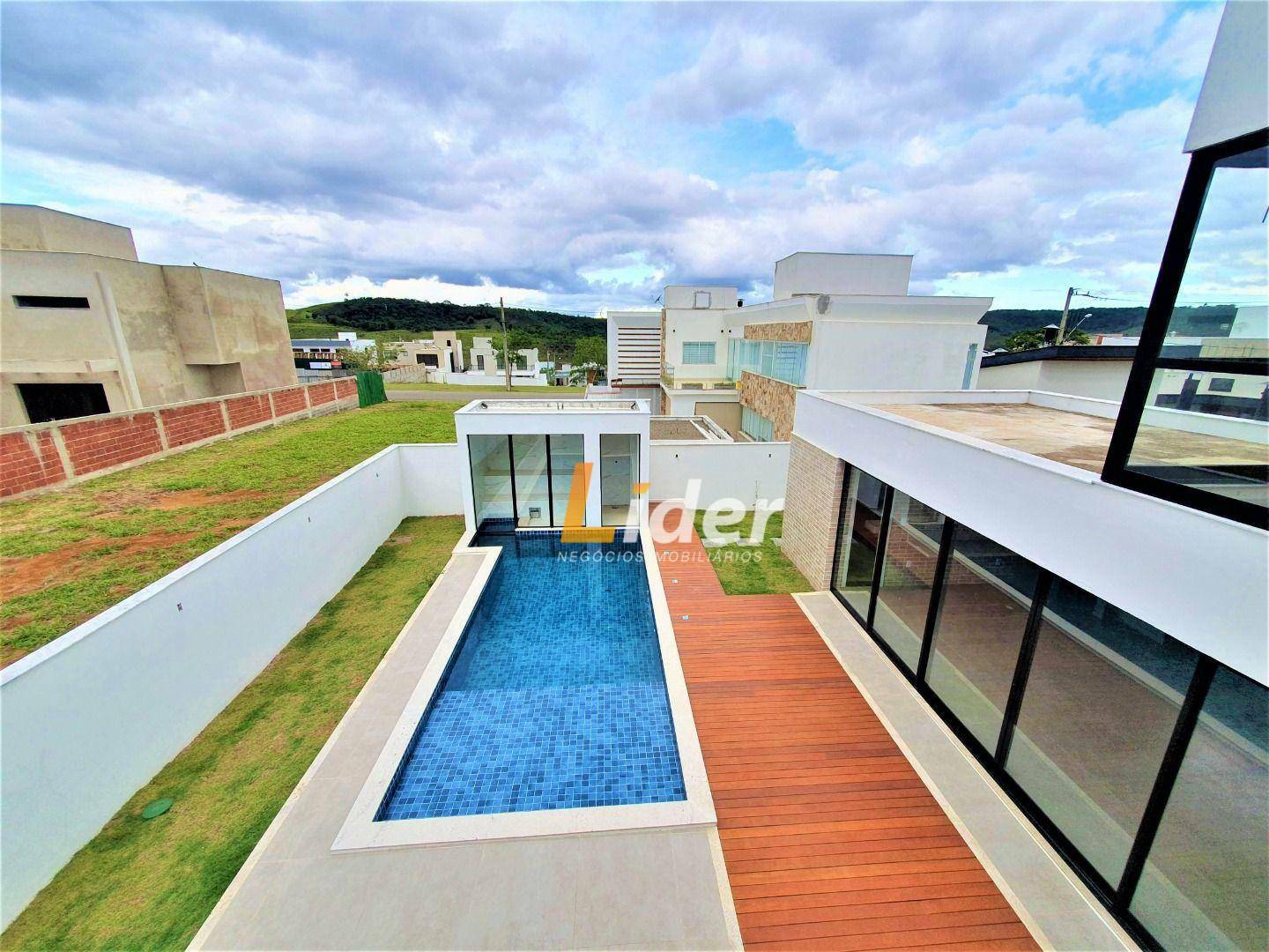 Casa de Condomínio à venda com 4 quartos, 320m² - Foto 18