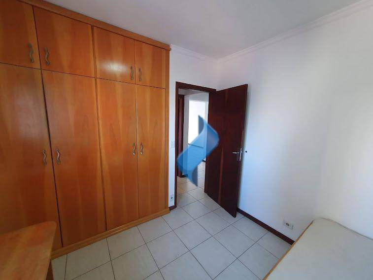 Apartamento à venda com 3 quartos, 135m² - Foto 13