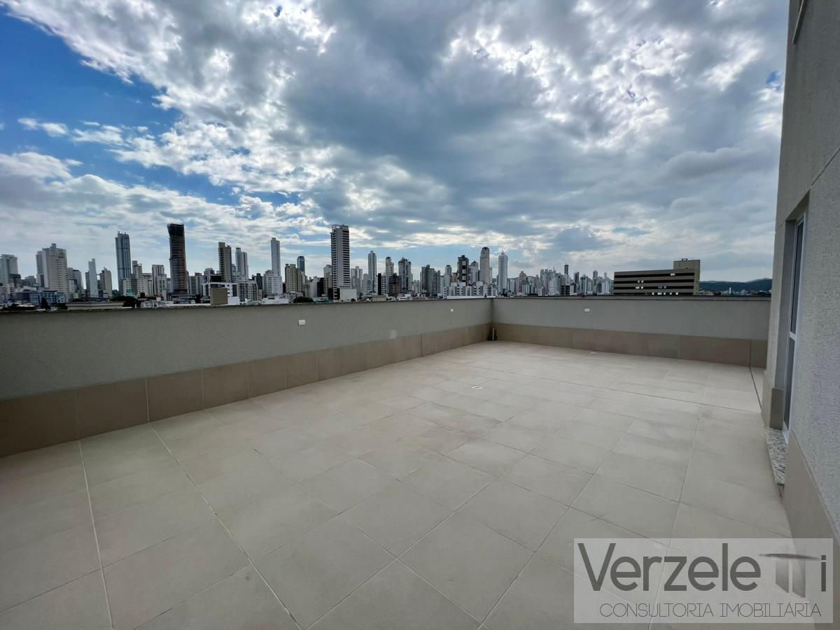 Apartamento à venda com 3 quartos, 179m² - Foto 48