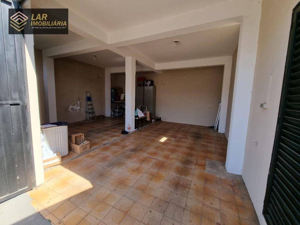 Casa à venda com 3 quartos, 162m² - Foto 35