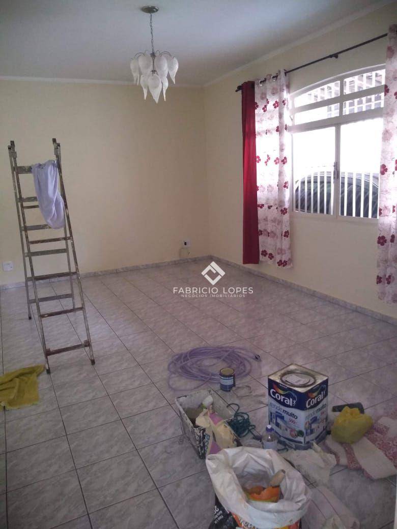 Casa para alugar com 3 quartos, 120m² - Foto 7