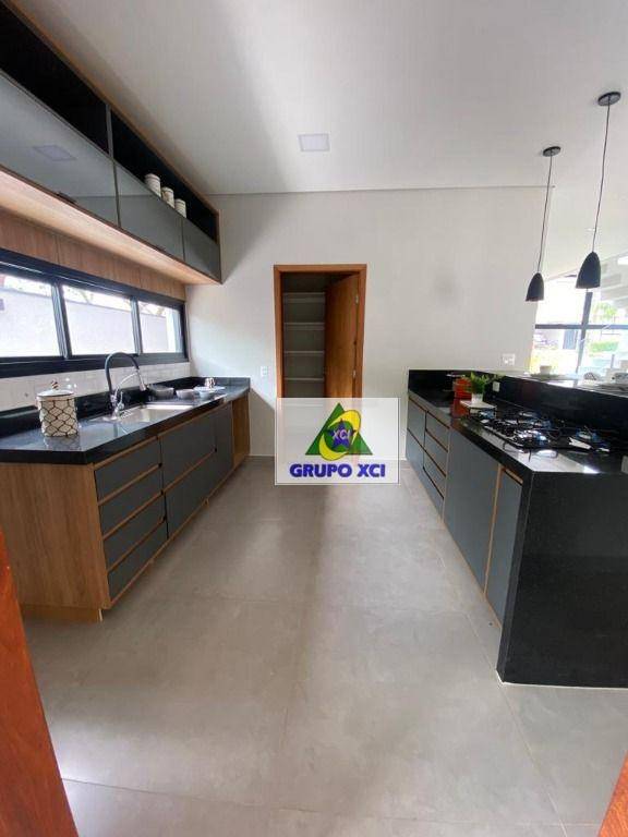 Sobrado à venda com 3 quartos, 228m² - Foto 16