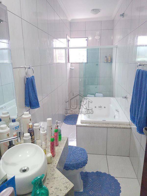 Sobrado à venda com 3 quartos, 204m² - Foto 15