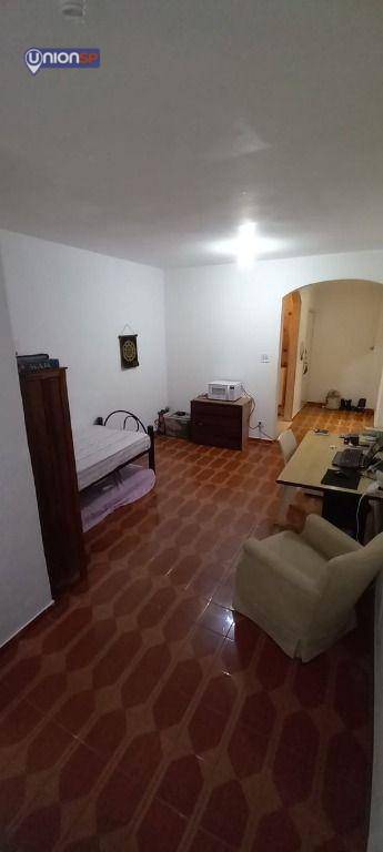 Apartamento à venda com 1 quarto, 35m² - Foto 2