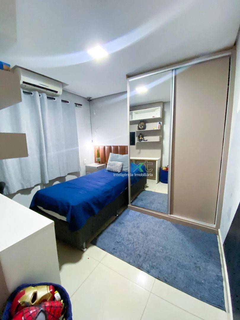 Casa à venda com 3 quartos, 200m² - Foto 2