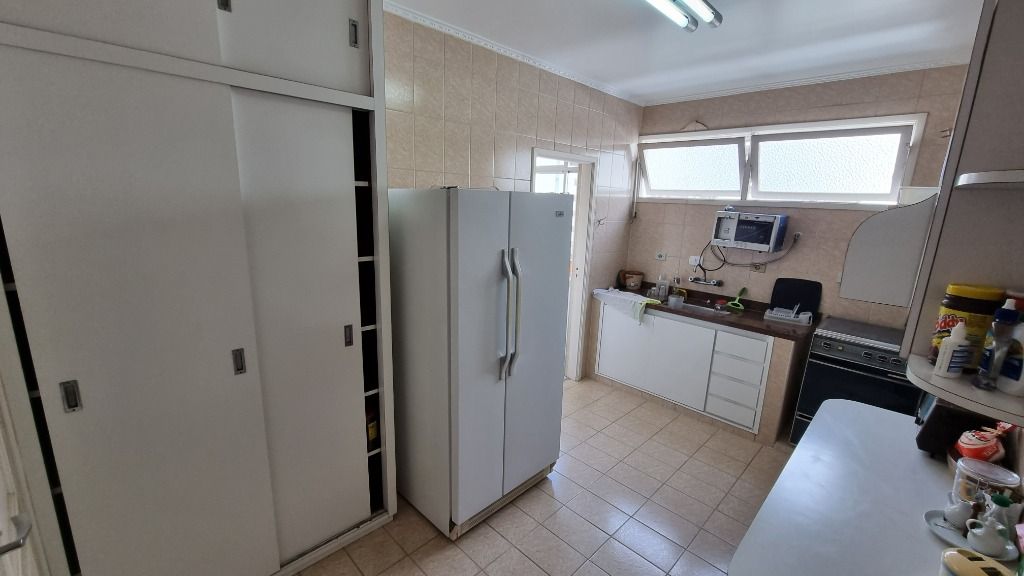 Apartamento à venda com 3 quartos, 120m² - Foto 16