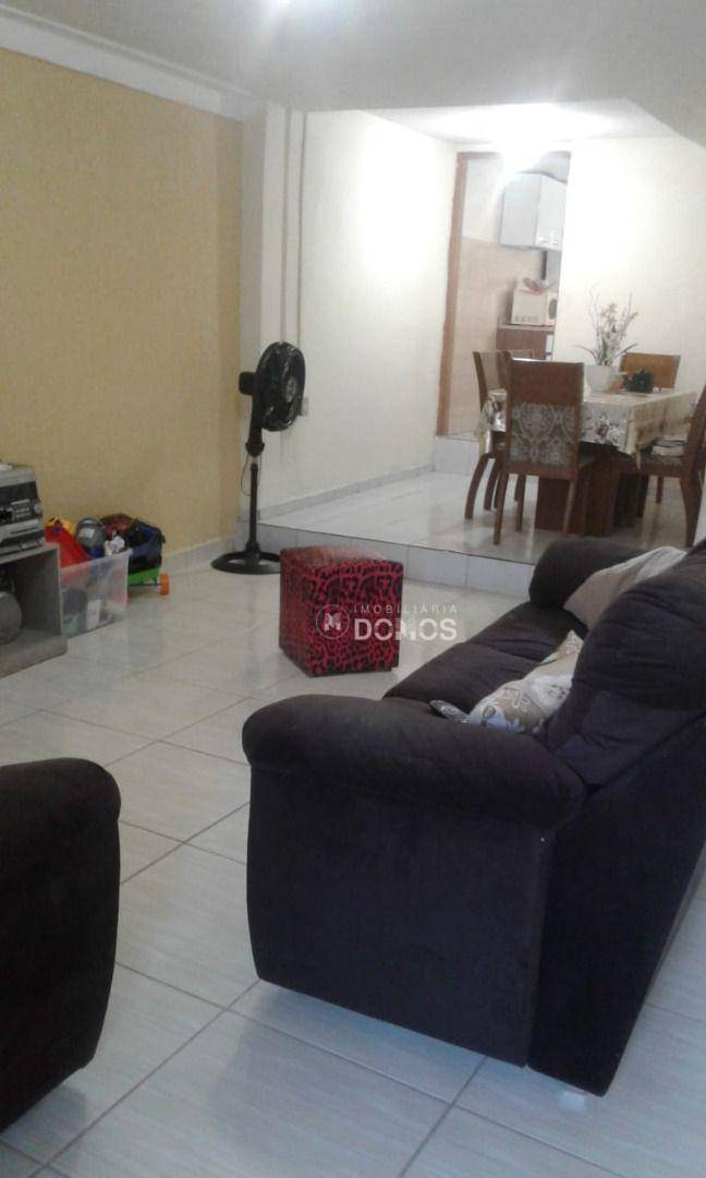 Sobrado à venda com 3 quartos, 123m² - Foto 1