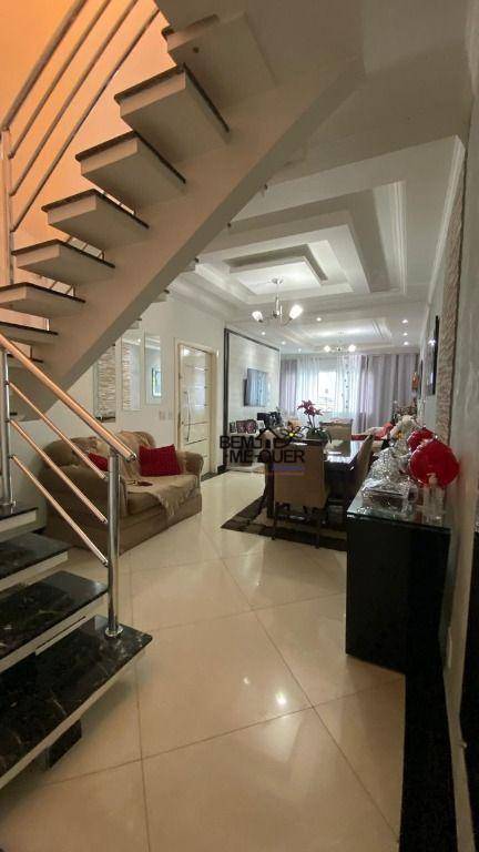 Sobrado à venda com 4 quartos, 250m² - Foto 8