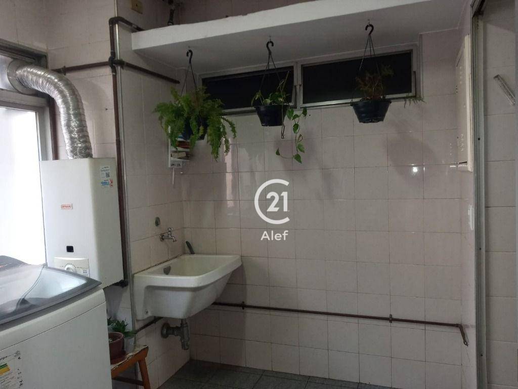 Apartamento à venda com 3 quartos, 130m² - Foto 45