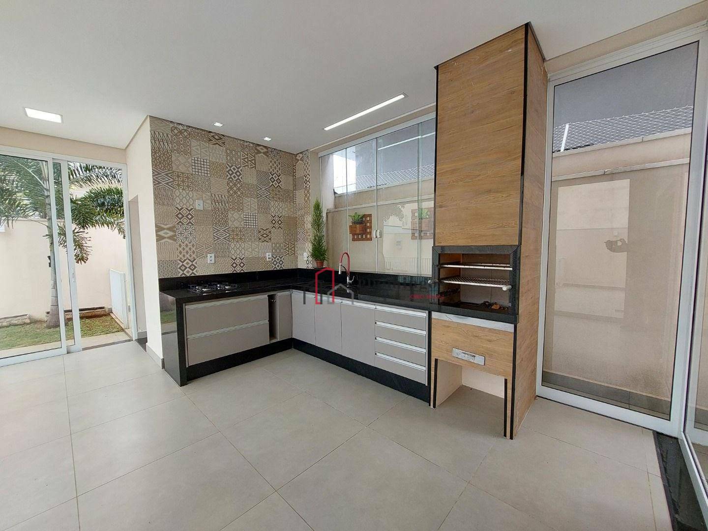 Sobrado à venda com 3 quartos, 220m² - Foto 20