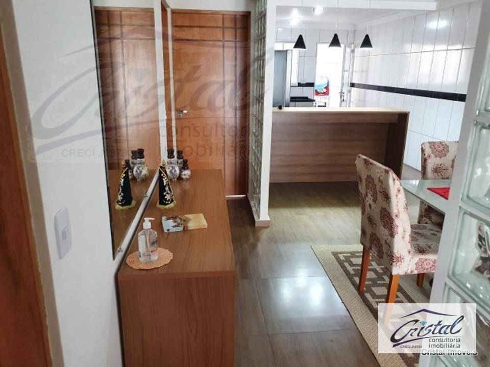 Casa à venda com 6 quartos, 228m² - Foto 6