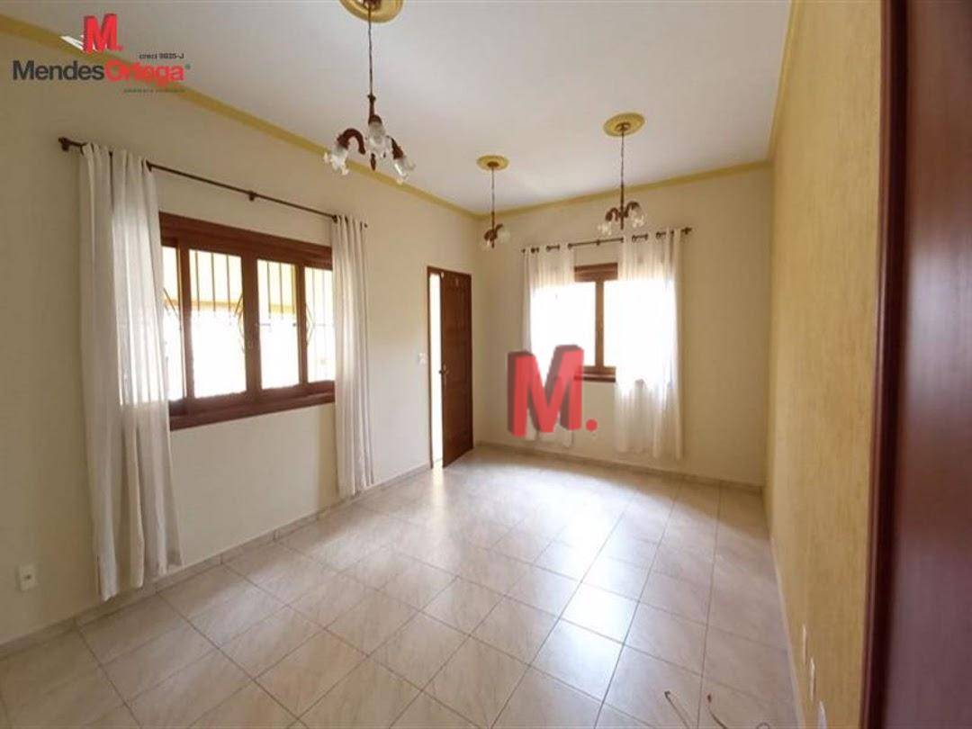 Casa à venda com 3 quartos, 181m² - Foto 5