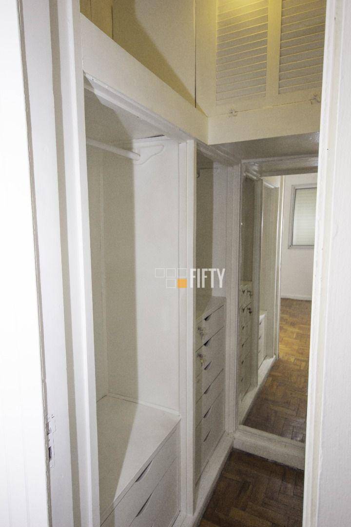 Apartamento para alugar com 3 quartos, 110m² - Foto 11