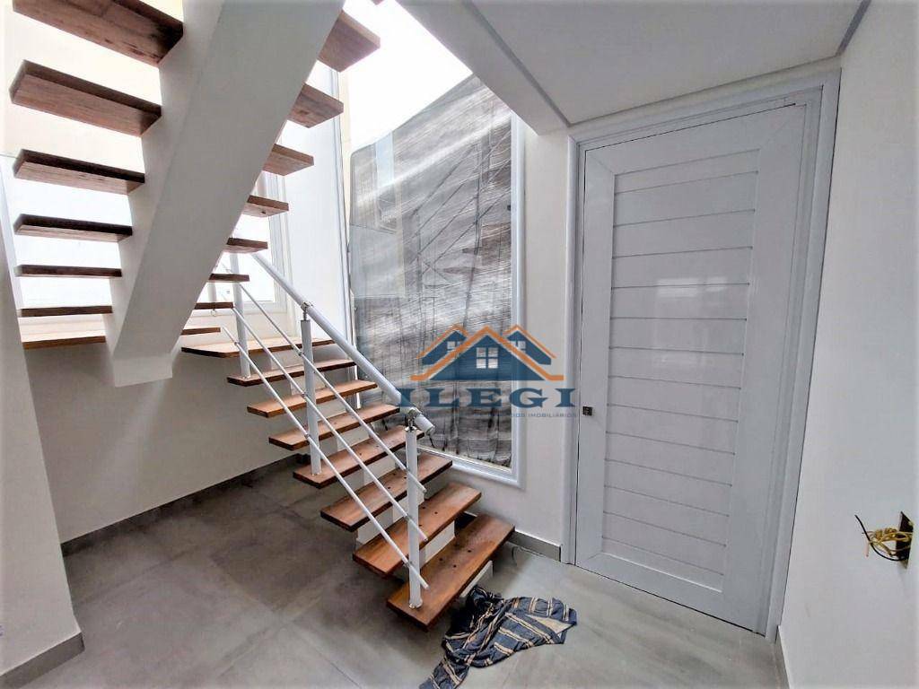 Casa de Condomínio à venda com 3 quartos, 214m² - Foto 12