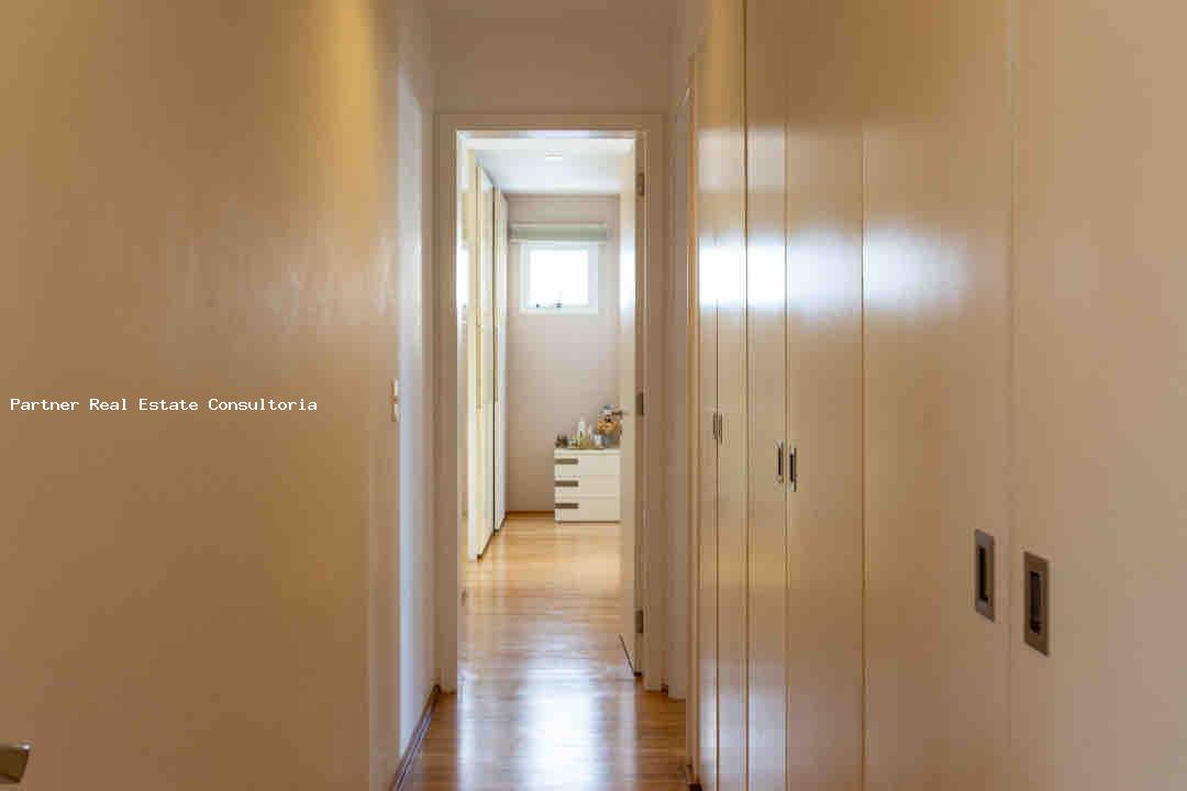 Apartamento à venda com 3 quartos, 211m² - Foto 27