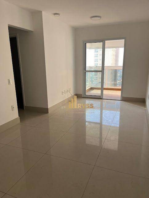 Apartamento à venda com 2 quartos, 63m² - Foto 4