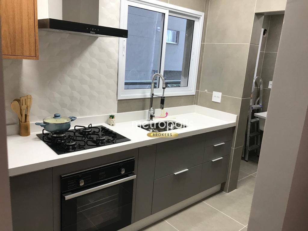 Apartamento à venda com 2 quartos, 65m² - Foto 18