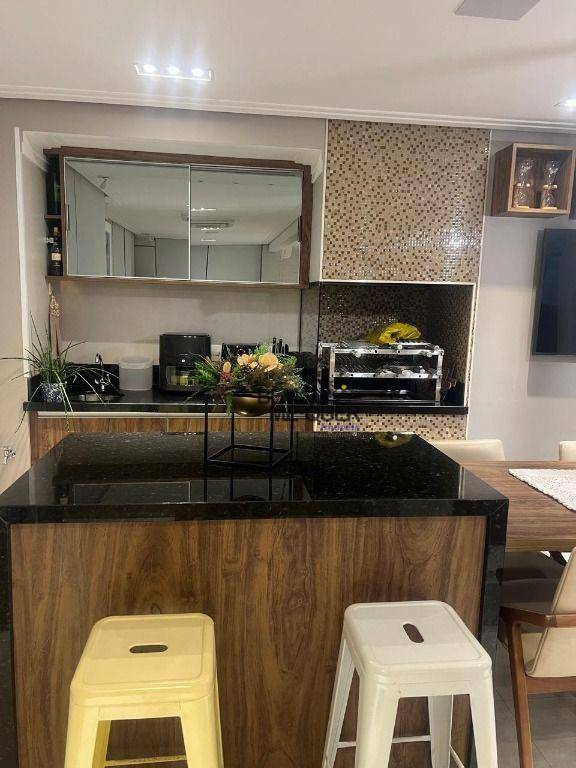 Apartamento à venda com 3 quartos, 228m² - Foto 5