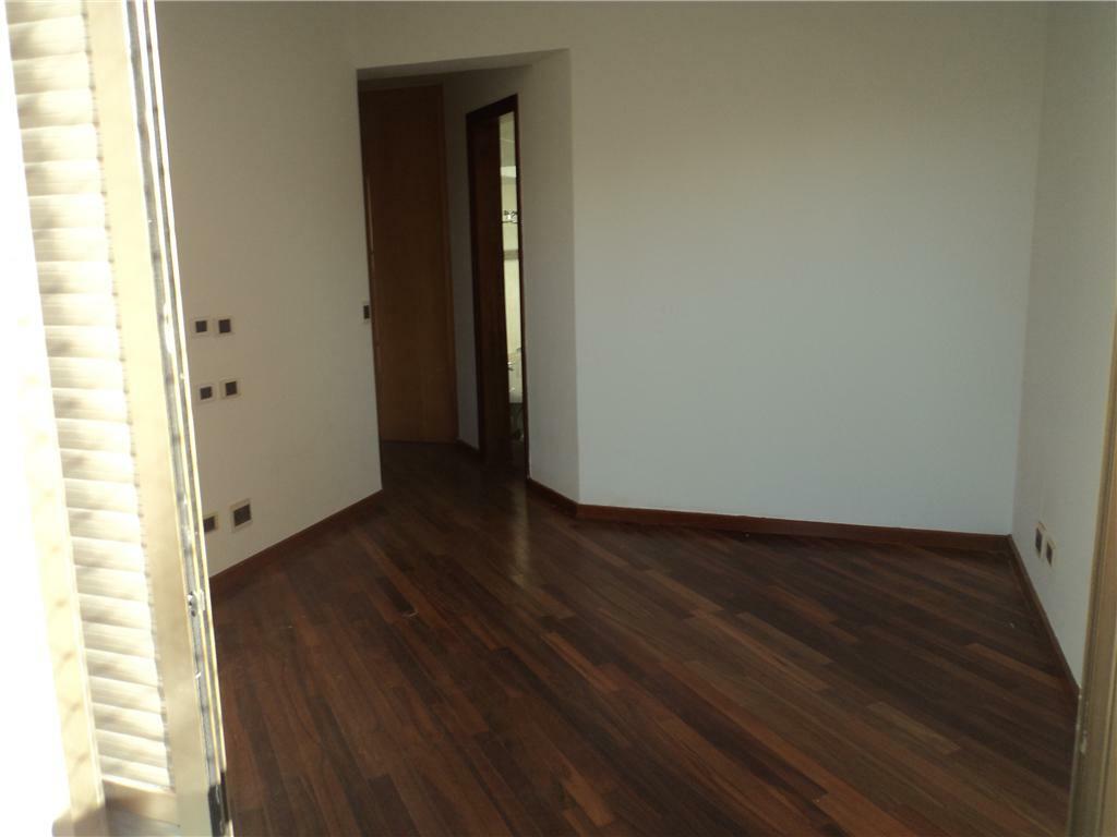 Apartamento à venda e aluguel com 3 quartos, 225m² - Foto 15