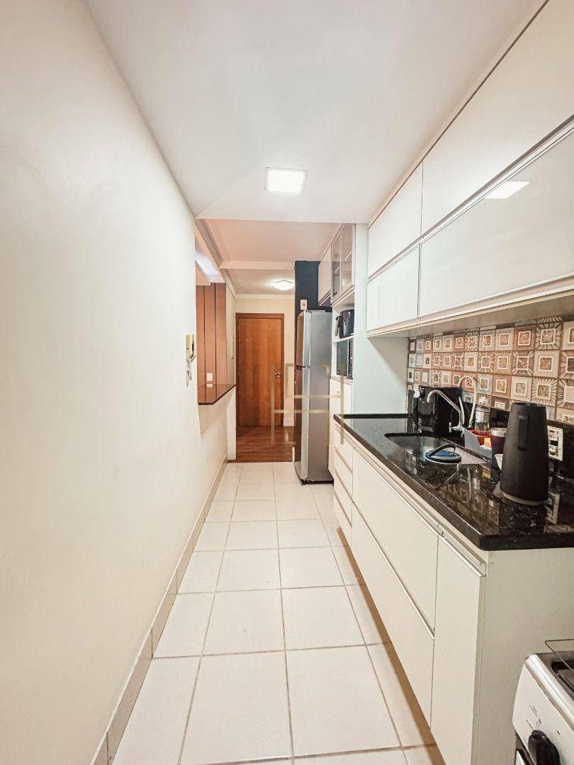 Apartamento à venda com 3 quartos, 73m² - Foto 9