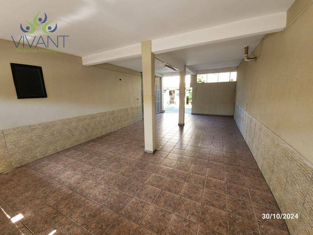 Sobrado para alugar com 3 quartos, 250m² - Foto 26