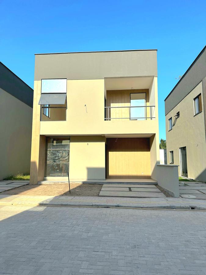 Casa à venda com 4 quartos, 132m² - Foto 2