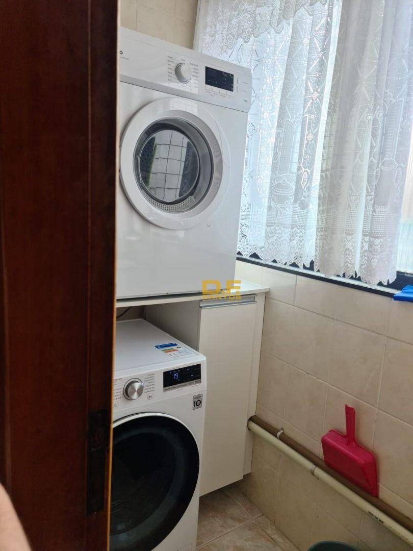 Apartamento à venda com 1 quarto, 61m² - Foto 2