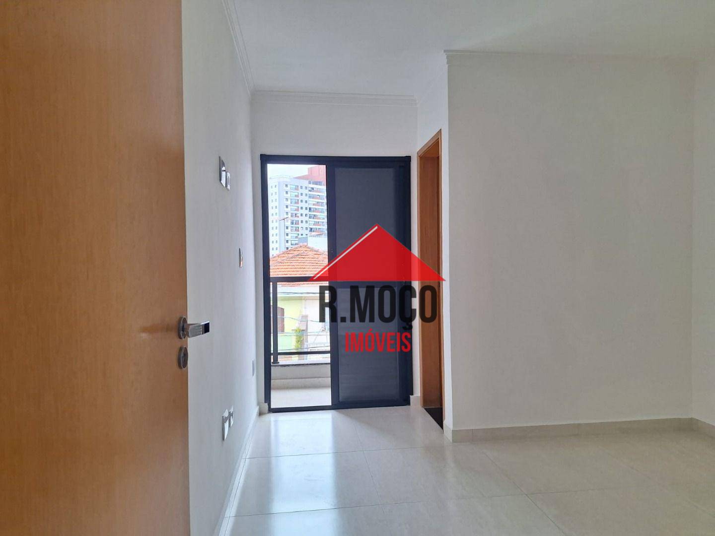 Sobrado à venda com 3 quartos, 114m² - Foto 2