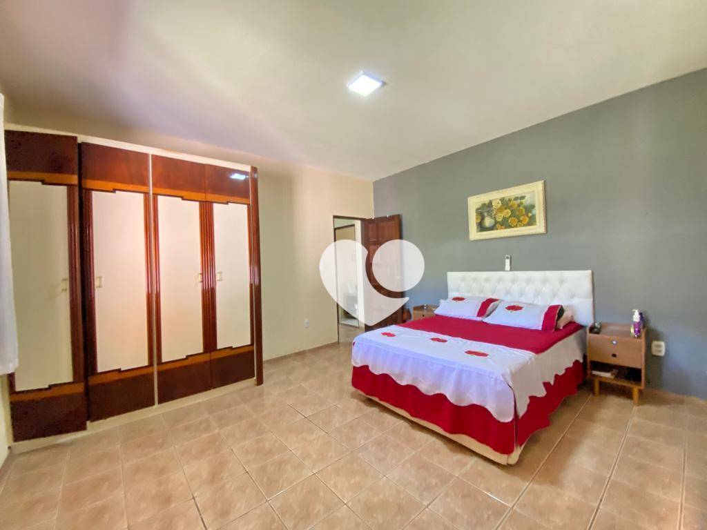 Casa de Condomínio à venda com 9 quartos, 400m² - Foto 10