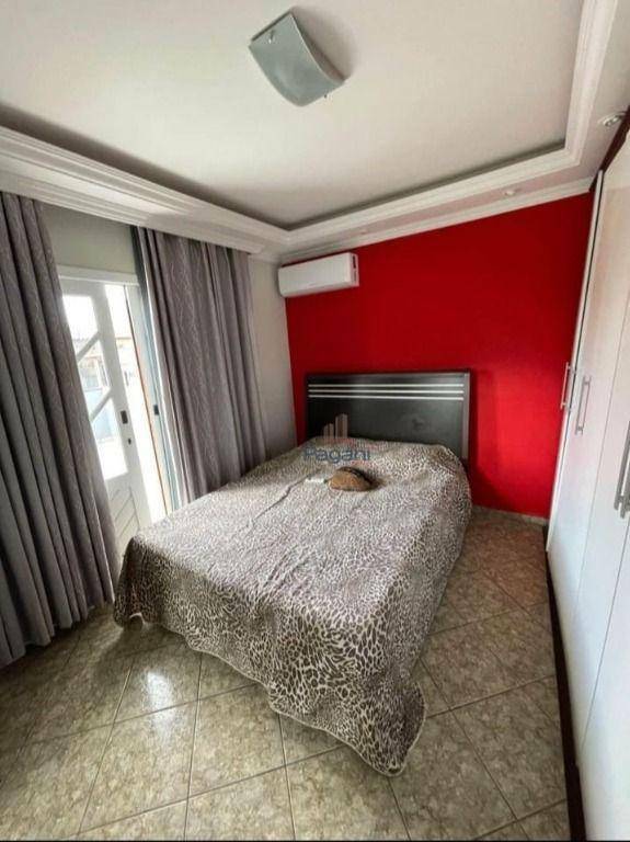 Casa à venda com 3 quartos, 190m² - Foto 4