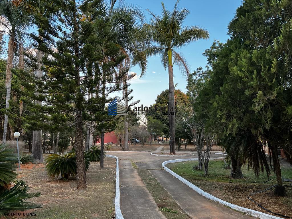 Fazenda à venda com 4 quartos, 300m² - Foto 8