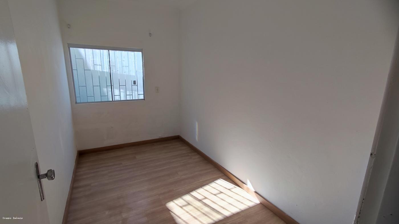 Casa à venda com 6 quartos, 220m² - Foto 11