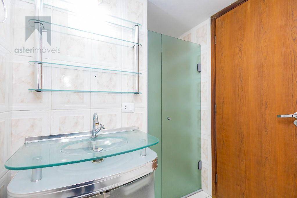 Apartamento para alugar com 3 quartos, 136m² - Foto 34