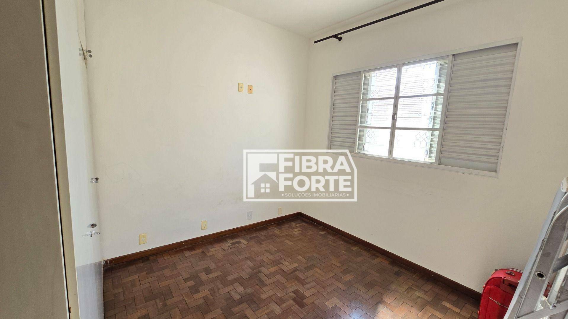 Casa à venda com 3 quartos, 150m² - Foto 16