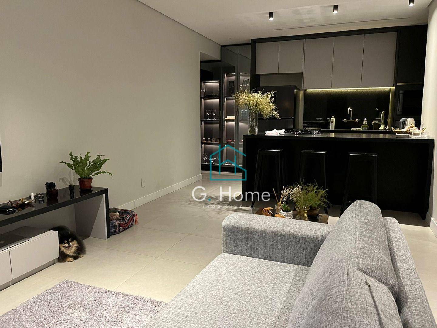 Apartamento à venda com 2 quartos, 73m² - Foto 4