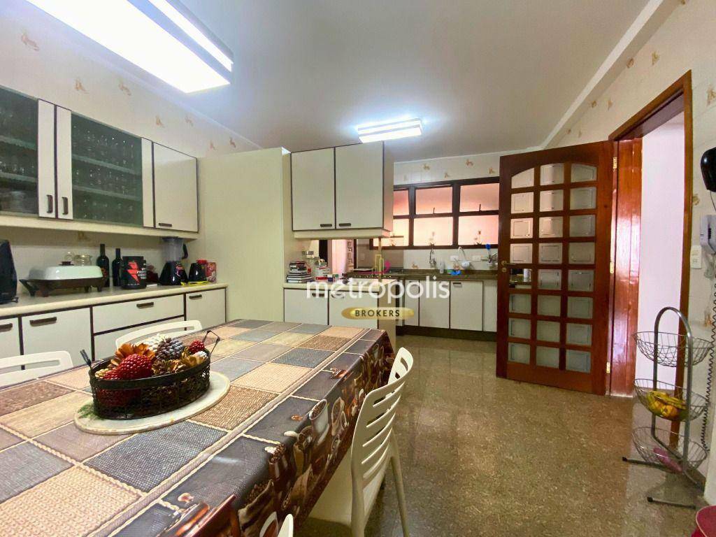 Apartamento à venda com 3 quartos, 170m² - Foto 23