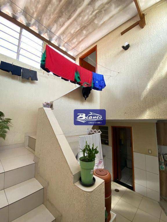 Casa à venda com 2 quartos, 78m² - Foto 24